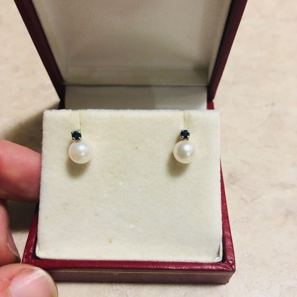 14k white gold earrings with pearls and blue diamonds - Picture 1 of 2